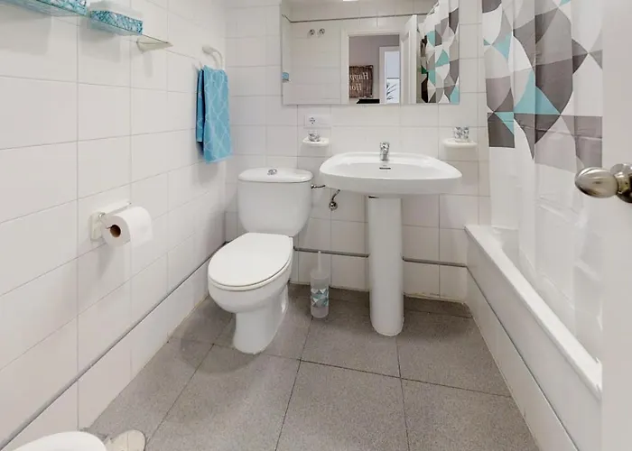 Centrico Coqueto Junto Bodega Lustau